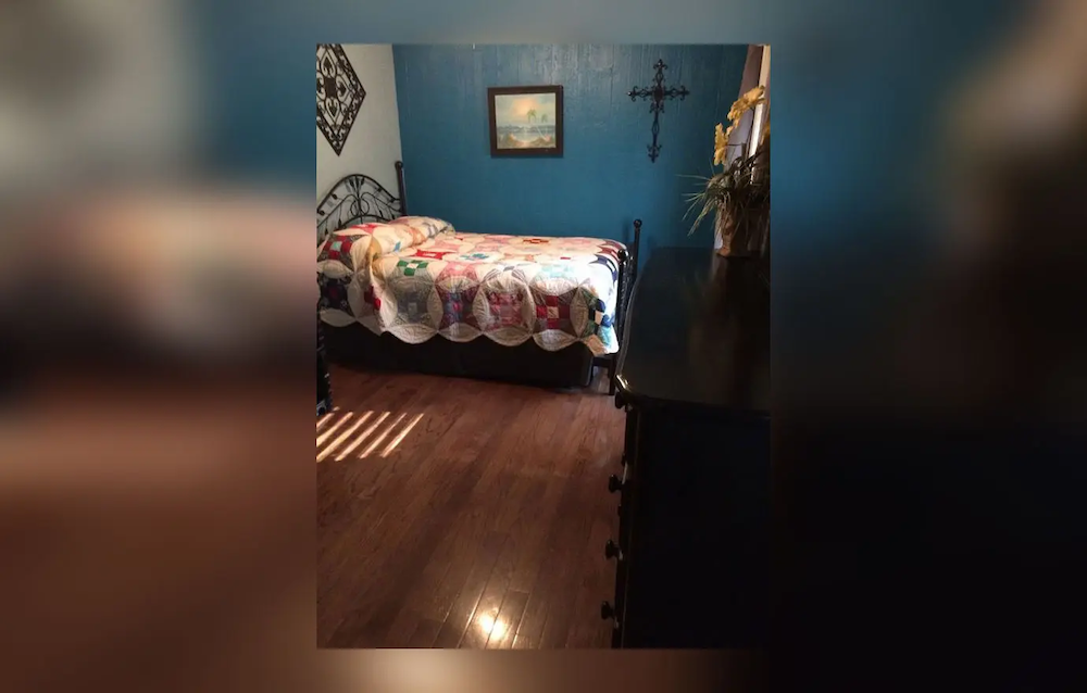 Holly's bedroom
